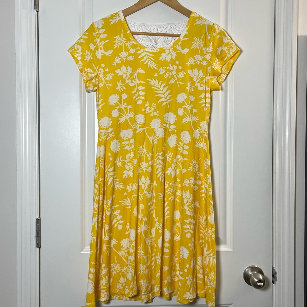 Bobbie Brooks Yellow Floral Midi Dress S Short Sleeve Lace Neck Summer